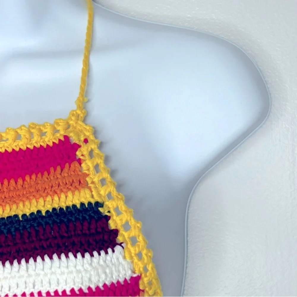 Striped Crochet Halter Crop Top‎ Size M NWT - Picture 4 of 9